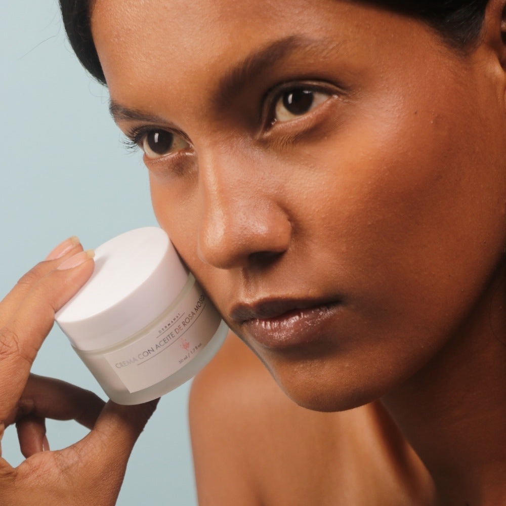 CREMA CON ACEITE DE ROSA MOSQUETA DERMANAT POTE 50 ML