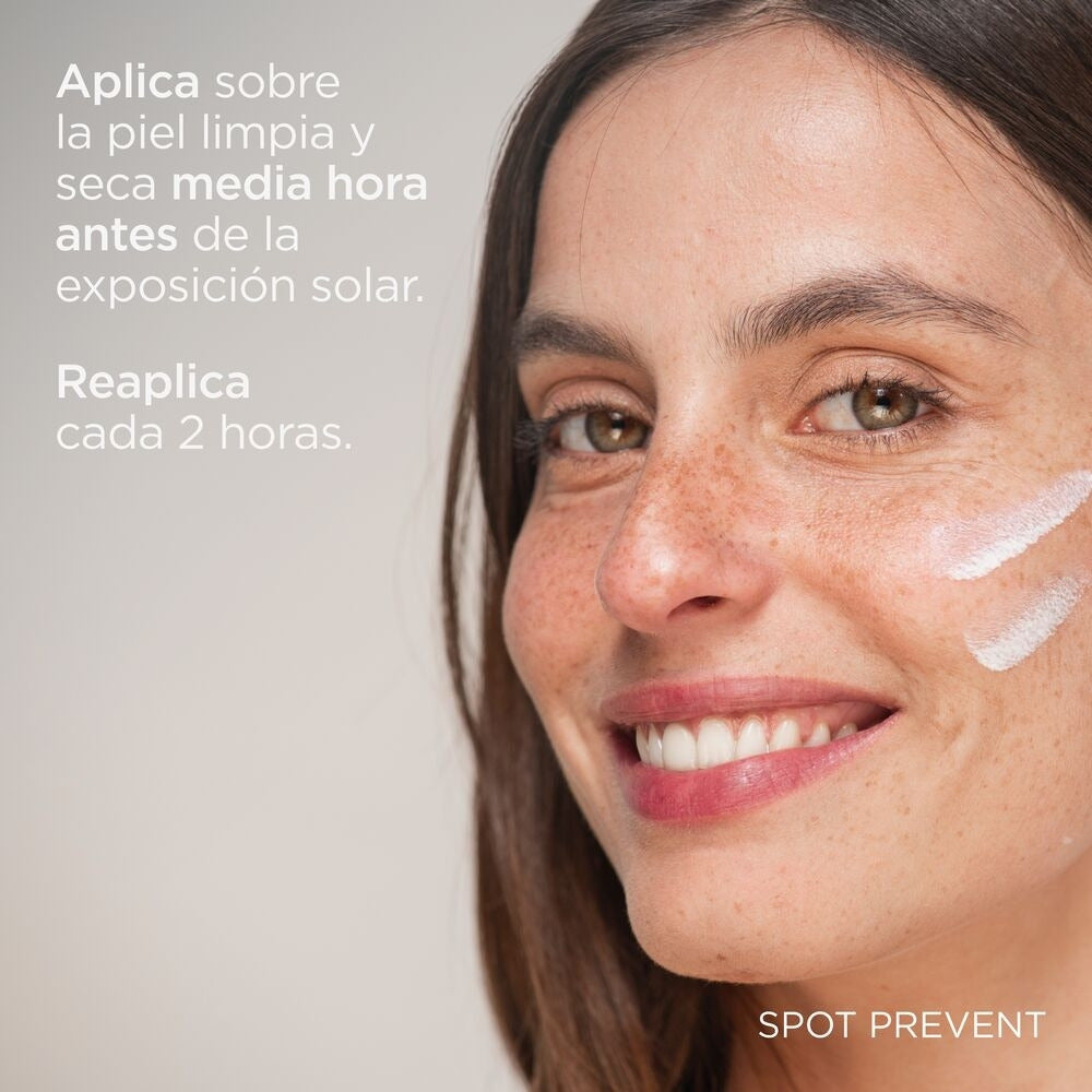 FOTOULTRA 100 SPOT PREVENT FLUIDO CAJA 50 ML
