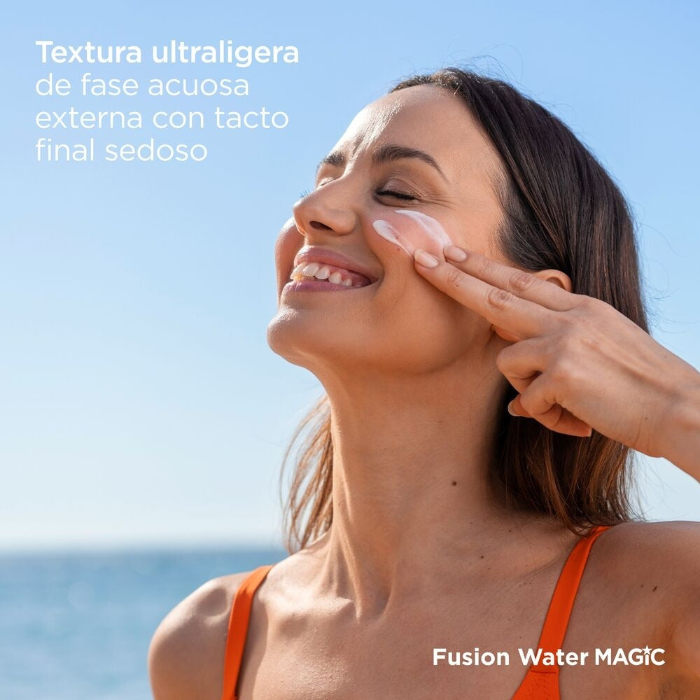ISDIN FUSION WATER MAGIC FOTOPROTECTOR SPF 50 FRASCO 50 ML