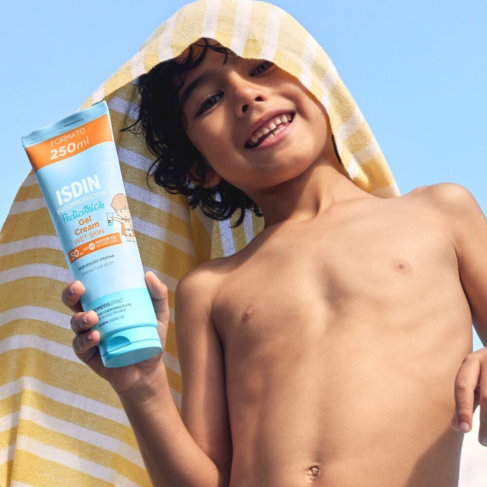 ISDIN PEDIATRICS GEL-CREMA FOTOPROTECTOR SPF 50 TUBO 250 ML